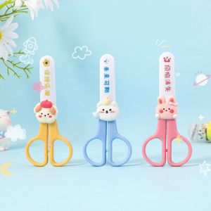 Офисные ножницы 24 PCSLOT Cartoon Animal Rabbit Bear Art Art Safety Paper Paper Cutter Comeility School Supplies Подарки канцелярских товаров 230707