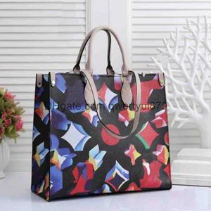 Crafty ONTHEGO PM luxurys tote designer borsa donna borsa Goffratura Monogrammi in vera pelle Borse messenger crossbodys spalla Totes Portafoglio