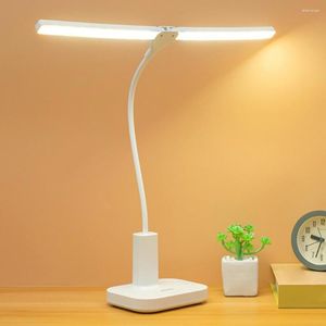 Lampade da tavolo Pratica lampada da scrivania Doppia testa LED Lettura ad alta luminosità Luce di ricarica USB ampiamente utilizzata