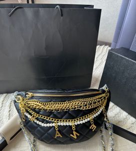 Luxurys Designer Torbalar Tasarımcı Bel Çantaları Çapraz Bag Omuz Çantası İnci Zinciri ve Mektup Kolye Kadınlar İçin Gerçek Deri Bel Paketleri Fanny Paketleri 33*15cm