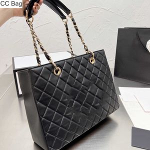 10A CC Bag Luxury GST Bags Top Caviar Calfskin Классическая стеганая клетчатая металлическая цепная цепь дизайнерские сумки на открытом воздухе на открытом воздухе обычная сумка для покупок ретро