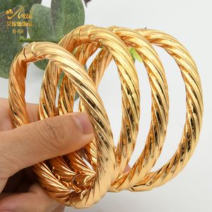 バングルドバイゴールドカラー銅インディアン女性のためのアフリカジュエリーブレスレット高級ブラジル腕輪ウェディングデザイナー 230710