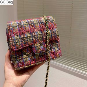 CC Çanta Kadınlar Mini Renkli Yünlü Kare Flep Torbalar Yeşil Deri Zincir Vintage Donanım Torbası Tasarımcısı Trailt Taşlı CrossBody Cüzdanlar Çantalar 18x16cm