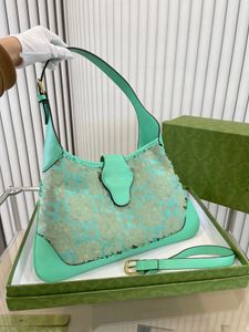 Hobo crescent moon bag Women's underarm bag Women's handbag Women's luxury bag is cool and versatile, fashionable trend
