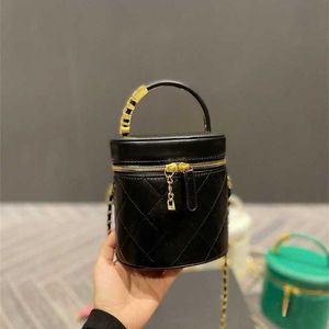 Damen-Channel-Taschen, luxuriöse Designer-Handtaschen, Schulter-Crossbody-Taschen, modische Retro-Oval-Beuteltasche, Textur, Goldkette, tragbare Beuteltasche, Fabrikverkauf