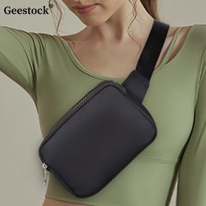 Waist Bags Geestock Belt Bag Small Waterproof Pack Zipper Chest Crossbody Fanny Packs For Women Sports Running Outing 230711