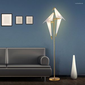 Zemin lambaları Modern Vintage Tripod Lambası Luminaire Lamba Pied Yatak Odası Işıkları Cam Top Ahşap