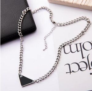 Designer Luxury Triangle Mark Letter Pendants Necklaces Fashion Men Women Titanium Steel Necklace Sweater Chain Collarbone Chains Christmas Party Birthday Gifts