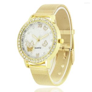 腕時計素敵な高級女性の腕時計メッシュステンレス鋼カジュアルブレスレットクォーツ腕時計時計女性レロジオ Feminino