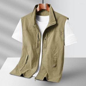 Men's Jackets Spring And Autumn Outdoor Thin Vest Top Wears Multi-pocket Cargo Uniforms Large Size Mountaineering Tour Sleeveless Coat