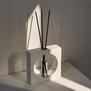 Diffusori di oli essenziali Bottiglia di diffusore di aromi geometrici Modern Room Decor Bastoncini di profumo per la casa vuoti con 230710