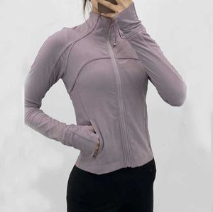 Yogakläder Långärmad, beskuren sportjacka LU-38 Kvinnor Zip Fitness Vinter Varm Gym Top Activewear Löprockar Träningskläder Kvinna Andas design566ess