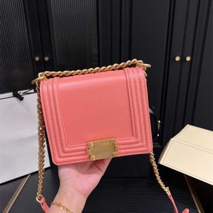 Lüks Tasarımcı Çanta Kanal Çantası Cep Telefon Torbası Çanta Zarf Torbaları Omuz Çantası Tote Çanta Kadın Moda Doku Zinciri Tutam Kırmızı Zarf Crossbody Bag