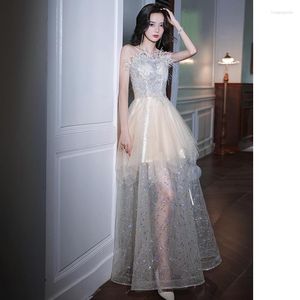 Abbigliamento etnico Abito da sera champagne Donna Temperamento scintillante ed elegante Abiti Qipao cinesi Prom Stand Collar Abito da festa per celebrità