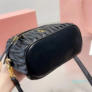 2023 nova moda bolsa de caixa plissada com aba quadrada crossbody bolsas femininas bolsas de ombro de cor sólida bolsa de ombro fecho de zíper ouro ferragens de alta qualidade