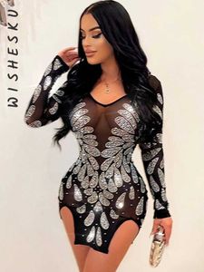 Urban Sexy Dresses Sexy Lantejoulas Glitter Minivestido Feminino Manga Longa Sem Costas Slim Fit Mesh Robe 2023 Primavera Outono Boate Fada Grunge Roupas L230711