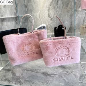 CC Bag 22FW Fluff Große Einkaufstaschen, klassische Wolle, gesteppt, mit Lammfell-Griff, Gürtel, Schulter-Crossbody, Maxi-Kapazität, Damen-Street-Luxus-Designer-Handtaschen