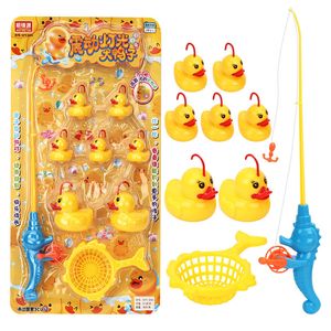 Sand Play Water Fun 9pcs / set Gioco di pesca Induzione Anatra luminosa Piscina Giocattoli da bagno Interattivi per bambini Regali 230711