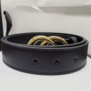 Belt simple and vereesatile, never out of fashion: the classic basic models of belts revealed to highlight the temperament