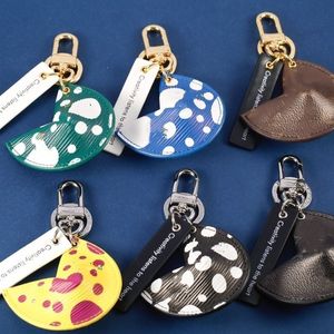 Designer Letter Unisex Key Wallet Luxury Lucky Cookie Key Chain Shoulder Bag Handbag Totes Keyring Pendant Classic Designer Women's Purses Keychain Charms Gift