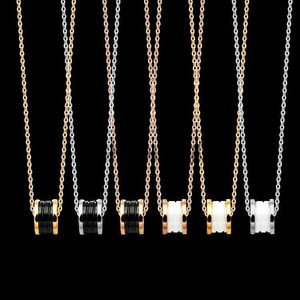 Подвесные ожерелья 3 цвета Высококачественная из нержавеющая сталь пружинная подвеска для женщин дизайнерские ожерелья B Письмо Черно -белое керамика