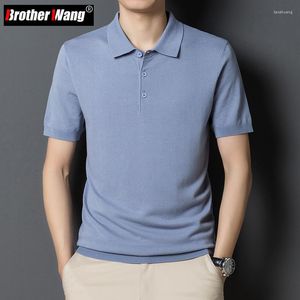 Polo da uomo Estate Tessuto di seta di gelso Uomo Polo a maniche corte Polo da uomo di alta qualità Moda morbida risvolto Top Abbigliamento maschile di marca