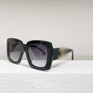 Xiaoxiangjia Ny mode personliga stora fyrkantiga solglasögon samma solglasögon CH5474Q 1OHZ3
