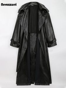 ズボンnerazzurri春秋、女性ベルトのための長い大きさの黒いPUレザートレンチコート二重胸肉ゆるいカジュアル韓国ファッション
