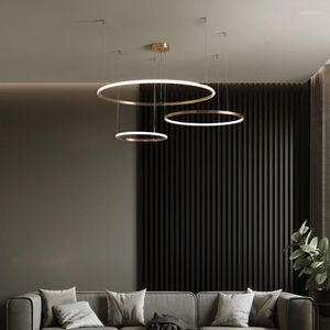 Lâmpadas pendentes anéis escovados modernos lustre de led iluminação doméstica montado no teto para sala de estar quarto luminária suspensa ouro cor de café