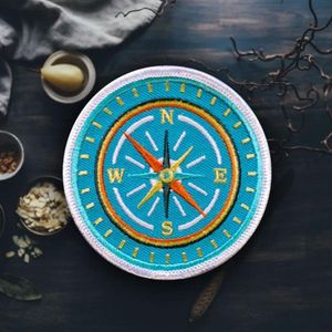 HIGH QUALIT BLUE FASHION COMPASS EMBROIDERY PATCH FRESH ADVENTURE COOL FASHIONABLE IRON ON SEW ON CLOTHING JACKET PATCH SHIPP220n