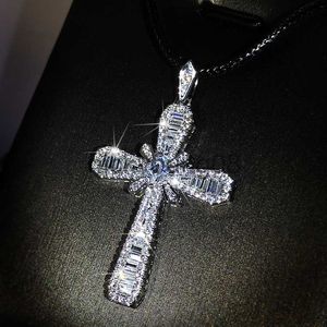 Wisiorek naszyjniki 14K złoty urok laboratorium diamentowy krzyż wisiorek 925 Sterling Silver wesele wisiorki naszyjnik dla kobiet mężczyzn biżuteria moissanite x0711