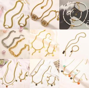 9styles Classics Designer 18K Gold Plated Stainless Steel Jewelry Sets Men Women Bracelet Necklace Wristband Brand Letter Pendant Necklaces Hip Hop Pearl Chains