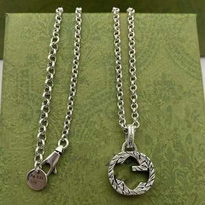 Designer Necklace Men Women Pendant Necklaces Fashion Chains Square Pendants Necklaces Silver Gold Color Jewerlry Accessories