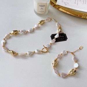 Collane irregolari barocche della perla Braccialetto di perle naturali lussuoso alla moda del piatto dell'oro 14k