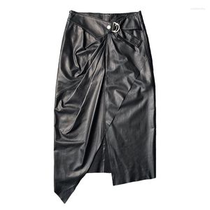 Spódnice moda damska skórzana plisowana spódnica 2023 jesienno-zimowa Lady Streetwear Split Long TF5013