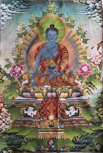 36" Tibet Tibetan Embroidered Cloth Silk Buddhism Medicine Buddha Menla Medical God Tangka Thangka Mural Buddha Home Decor L230704