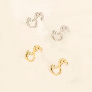 Moda Mektup Küpeler Kulak Saplama Elbise Pimleri Broşlar Tasarımcı Marka Takı Seti Saplama Küpe 18K Gümüş Altın Kaplama Bakır Çelik Seal Broş Kadın Düğün Hediyesi