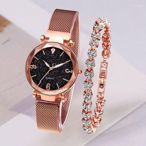腕時計 2 個女性星空腕時計ファッションハート型ブレスレットゴールドレディース腕時計高級女性ダイヤモンドセット