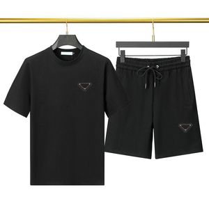 Mens Trailsuit Tasarımcı Tişört ve Şort Pamuk Siyah ve Beyaz Rahat Jogger Sportswear Yaz Sweatershirts Sweatpants Avrupa ve Amerikan Boyutları