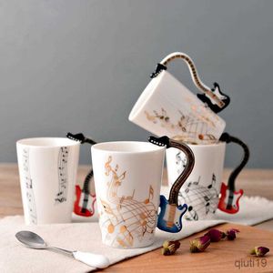 Mugs Novelty Music Note Cup Ceramic Guitar Coffee Mugs Personality Water Bottle Christmas Birthday Gift R230712