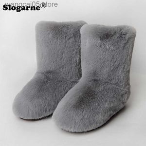 Stivali da donna Nuovi stivali da neve Moda all'aperto Stivali di pelliccia di coniglio finta Donna Fluffy Luxury Furry Bottes Warm Mid-Calf Plush Winter Shoes T230712