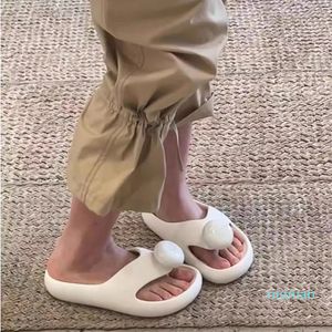 Bequeme rutschfeste Hausschuhe mit weichen Sohlen, Oberbekleidung, dicke Sohlen, Zehensandalen, modische, vielseitige Damen-Sommer-Flip-Flops