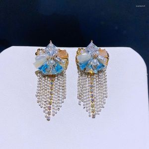 Orecchini pendenti Catena di lusso Nappa Perline di cristallo Placcato in oro Gioielli originali fatti a mano da donna di design