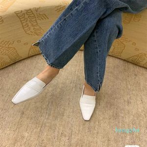 Scarpe slip-on da donna con tacco a gattino, testa quadrata, scarpe muller in coccodrillo