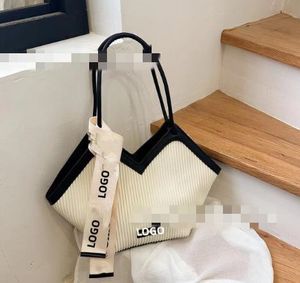 Moda damska Love Tote All-match Letter Print Torba na ramię styloweeendibags Lato Nowa duża pojemność Torba pod pachami w stylu francuskim