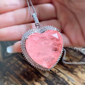 Pendant Necklaces 32*32mm Heart Pink Crystal Tourmaline Created Moissanite Gemstone Pendant Necklace for Women Fine Jewelry Anniversary Gift HKD230712