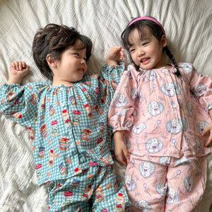 Pijamalar Bahar Çocuklar Pamuk Çift Gazlı Yumuşak Pijama Setleri Erkek Kızlar Karikatür Karikatür Uzun Kollu Üstler ve Pantolon Homewear 230711