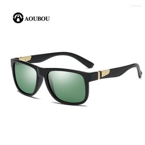 Occhiali da sole Classici Montatura Quadrata Polarizzati Uomo Gafas Los Hombres Giroskuter Borsa Donna Marca Famosa Brillen