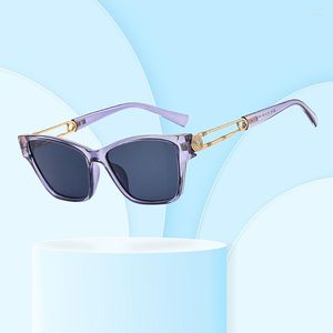 Okulary przeciwsłoneczne Fashion Cat Eyes Frame Designer Vintage Gradient UV400 Casual Rhinestone Okulary dla dorosłych kobiet mężczyzn