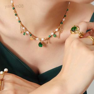 Pendanthalsband Amaiyllis 18K Gold Light Luxury Palace Freshwater Pearl Zircon Jade clavicle Chain Pendant Elegant Choker Necklace Jewelry HKD230712